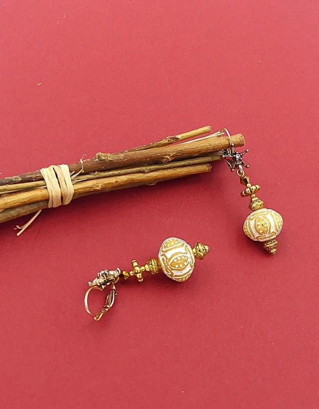 Pendientes vintage, vidrio, metal dorado, strass – photo 2